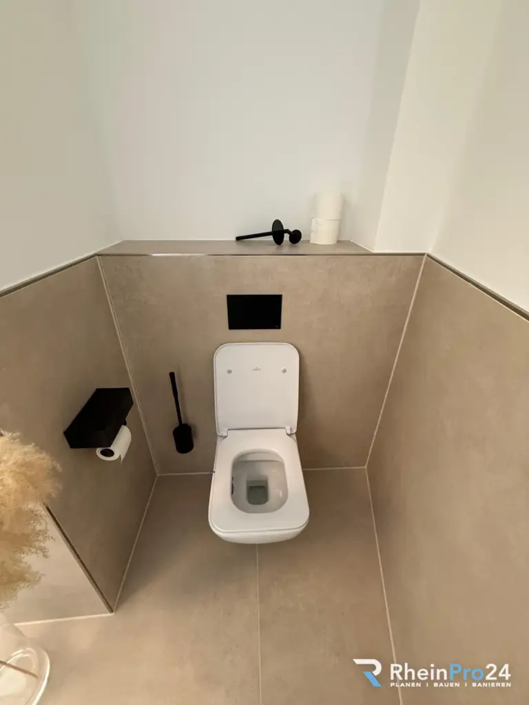 Bäder & Großformatfliesen – Projektfoto von RheinPro24