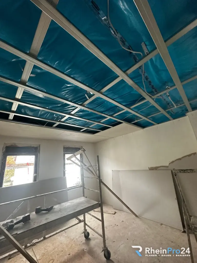 Trockenbau mit F90-Deckenanschluss – Projektfoto von RheinPro24